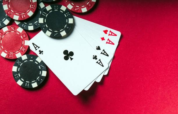The Dog House slot game interface on mobile device showing spinning reels and payout display